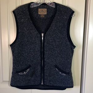 Sierra Sport Women's Gray Vest